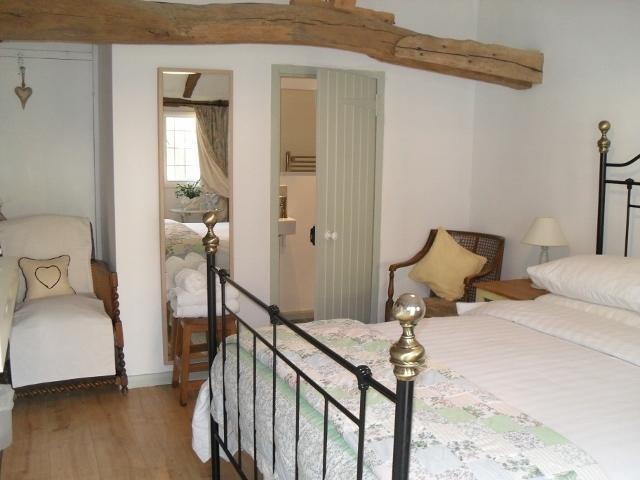 Church Hall Farm Bed And Breakfast Broxted Bilik gambar